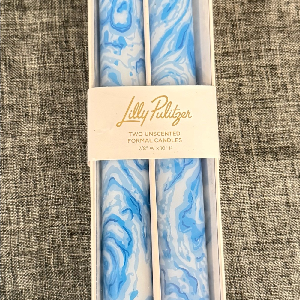 Lilly Pulitzer Swirl Pattern Candles in Blue and White